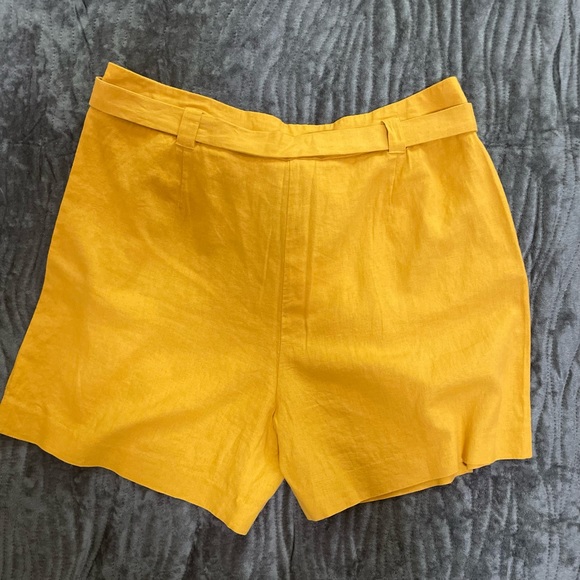 Shorts - Picture 5 of 5